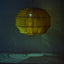 Suspension ball in raffia lace